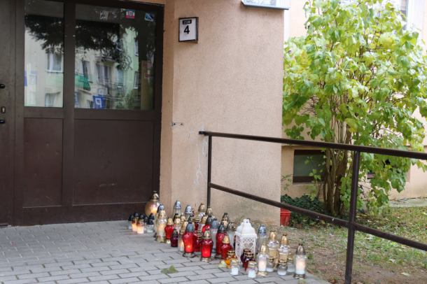Szkoła Podstawowa nr 1 w Chojnicach w żałobie po śmierci zamordowanej w piątek nauczycielki