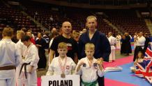 Medale dla młodych karateków z Bytowa
