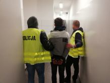 Kradzież gotówki z warsztatu. Podejrzewany 19-latek już w areszcie. Niewykluczone kolejne zatrzymania