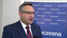 Sklepy nie wiedzą, co z handlem 12 listopada. Opozycja: PiS kombinuje i komplikuje Polakom życie