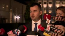Prezydent z premierem zorganizują &bdquo;biało-czerwony&rdquo; marsz 11 listopada. Ustawa o wolnym 12 listopada już podpisana