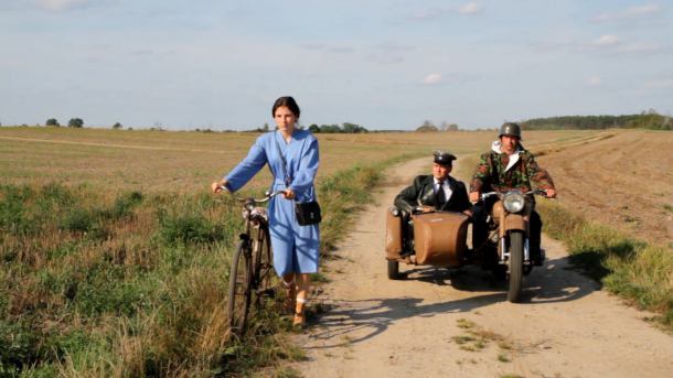 Grupa pasjonatów nagrała historyczny film o bohaterskim sklepikarzu ze Swornegaci. Premiera w niedzielę w Konarzynach