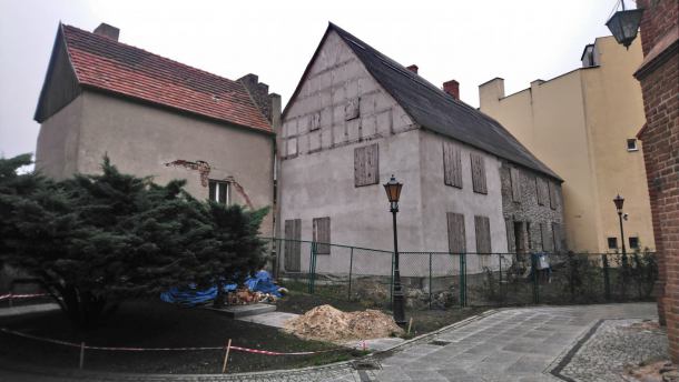 Chojnicki ratusz przekaże 150 tysięcy złotych na remont starej plebanii przy Bazylice Mniejszej