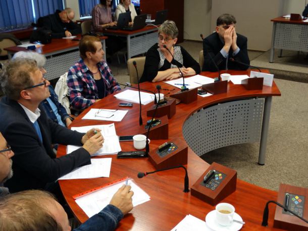 Ostra dyskusja na ostatniej sesji Rady Powiatu Sępoleńskiego minionej kadencji