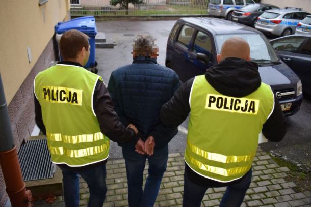 Chojnice: areszt dla 47-latka za znęcanie się nad rodzicami