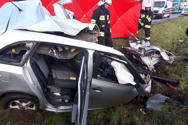 Śmiertelny wypadek na DK 22 w okolicach Chrząstowa, w powiecie człuchowskim