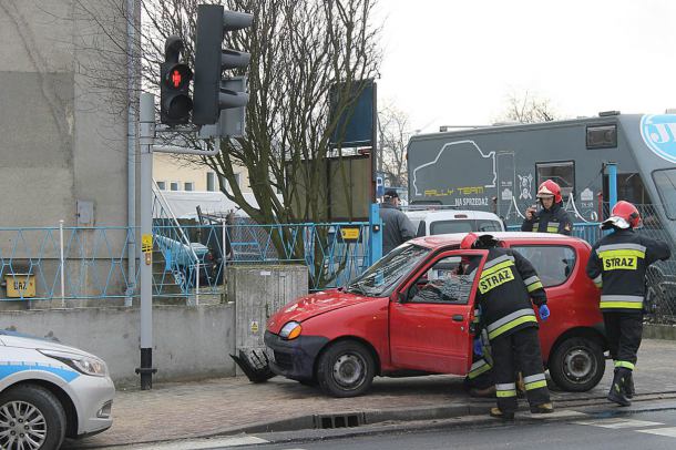 Jedna osoba poszkodowana w wypadku na Gdańskiej w Chojnicach