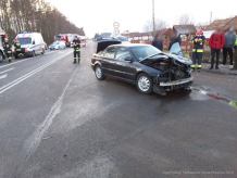 Zderzenie dwóch samochodów w Jeziorkach k. Chojnic