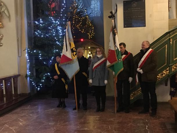 Władze miasta i mieszkańcy Kościerzyny modlili się dziś w intencji zmarłego prezydenta Gdańska