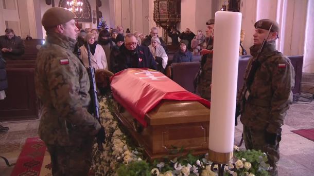 Jerzy Owsiak oddał hołd Pawłowi Adamowiczowi