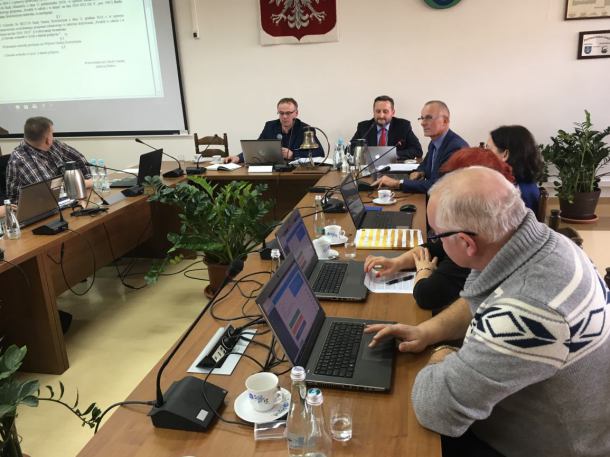 Po apelach mieszkańców radni gminy Kościerzyna zmienili plany dotyczące szkoły w Skorzewie
