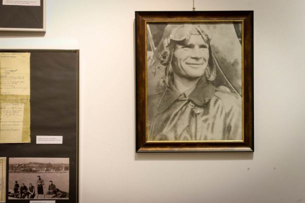&bdquo;Pod znakiem biało-czerwonej szachownicy - sierżant pilot Jan Mikszo (1909 - 1996)&rdquo; - wystawa na zamku w Człuchowie