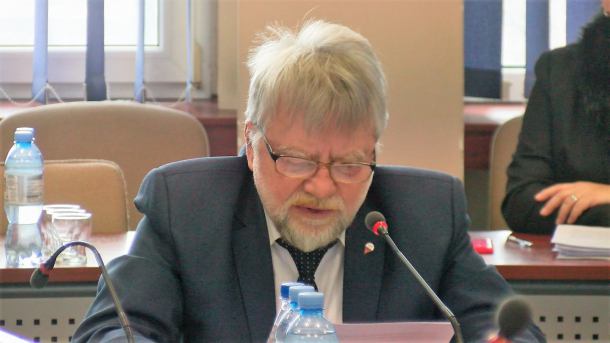 Opozycja krytykuje Zarząd Powiatu Sępoleńskiego za kolejny program naprawczy