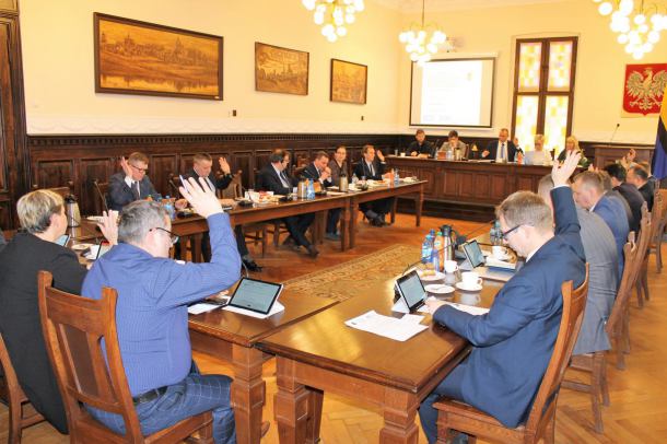 Rada Powiatu Chojnickiego delegowała swoich przedstawicieli do rad społecznych podległych jednostek