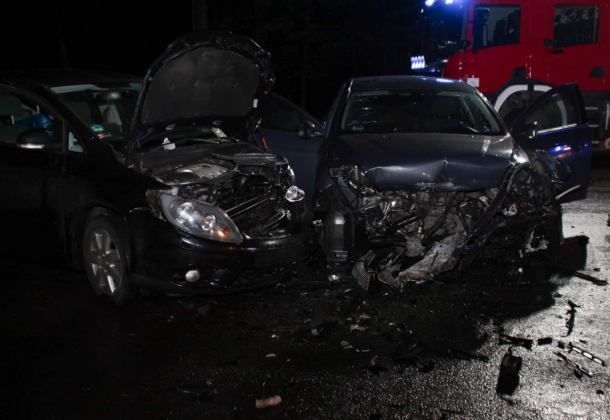 8 osób, w tym małe dziecko, poszkodowanych w wypadku na drodze Bytów-Kościerzyna