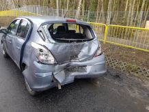 Jedna osoba trafiła do szpitala po zderzeniu ciężarówki z osobówką pod Człuchowem (FOTO)