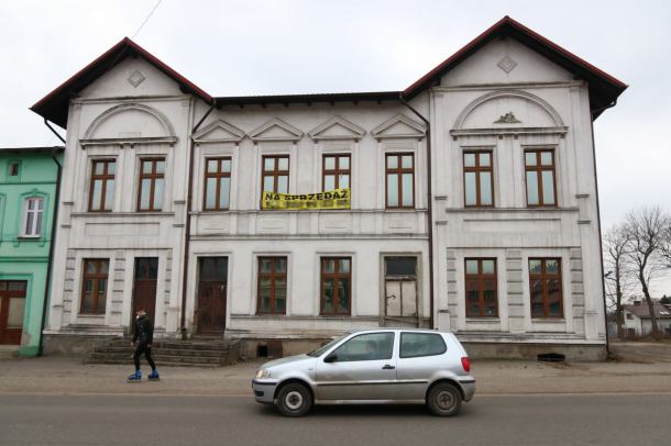 Kino, biblioteka oraz izba pamięci. Gmina Przechlewo przejmuje kamienicę i ma nią pomysł