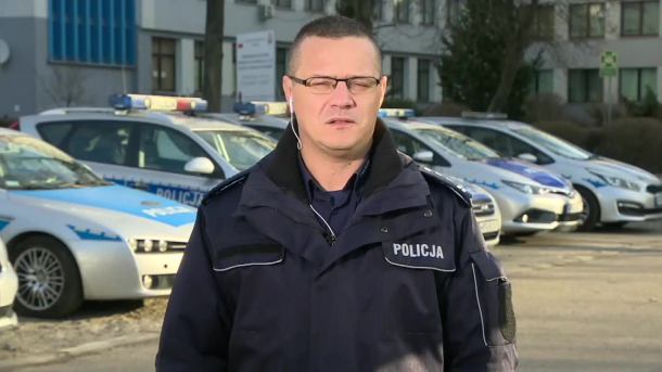 "Noc spędzili w lesie". Rzecznik KGP o porwaniu Amelki i jej mamy