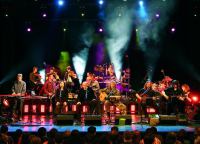 Dziś w Chojnicach zagra 2Tm2,3. Na koncert zapraszają Darek "Maleo" Malejonek i Paweł Skonieczny