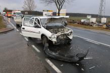 Dwie kobiety poszkodowane w wypadku, do którego doszło dziś (14.03) rano przy stacji paliw w Rychnowach (FOTO)