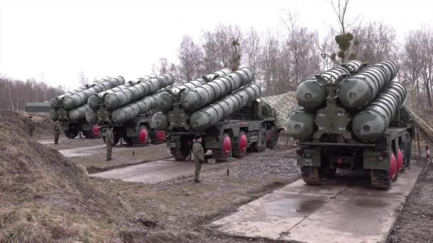 Rosyjskie systemy rakietowe S-400 Triumf rozmieszczone w Obwodzie Kaliningradzkim