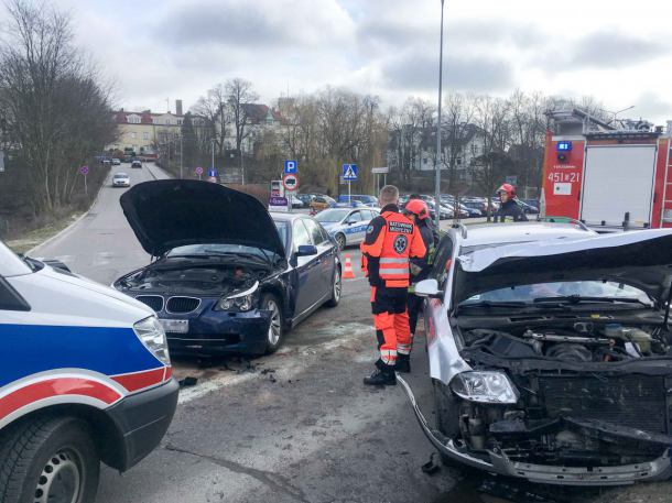 Wpadek na skrzyżowaniu w Kościerzynie