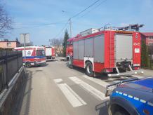 Wypadek z udziałem motoroweru i mercedesa w Kościerzynie. Poszkodowana została jedna osoba