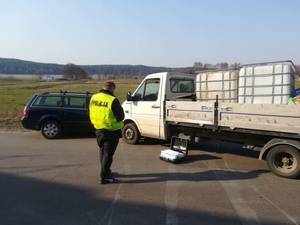 Kierowca, domniemany sprawca dzisiejszego wypadku w Wielu, zbiegł z miejsca zdarzenia