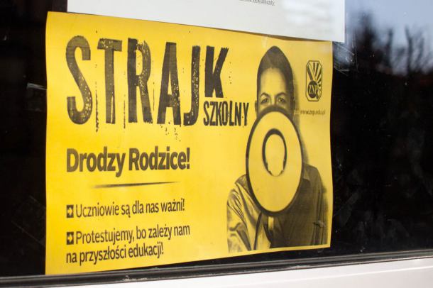 Nauczyciele z Tucholi zrzeszeni w Solidarności nadal strajkują