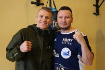 Chojnicki trener Marcin Gruchała znalazł się w sztabie pięściarza Przemysława Runowskiego przed walką o pas mistrza świata