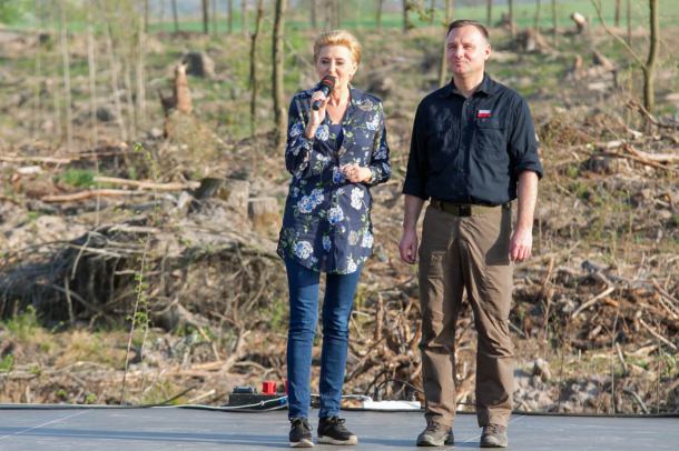 Przemówienie prezydenta RP Andrzeja Dudy oraz małżonki prezydenta Agaty Kornhauser-Duda