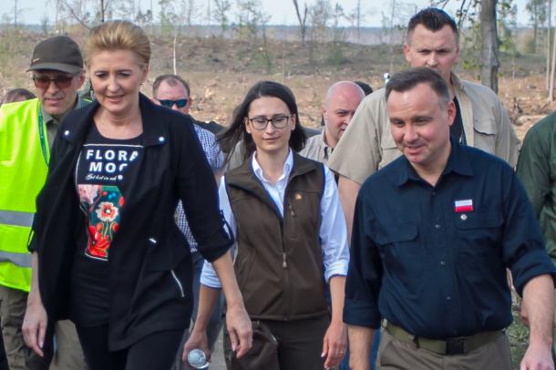 Agata Kornhauser-Duda: "Ten las, który dzisiaj posadziliśmy, będzie rósł, trwał i cieszył następne pokolenia"