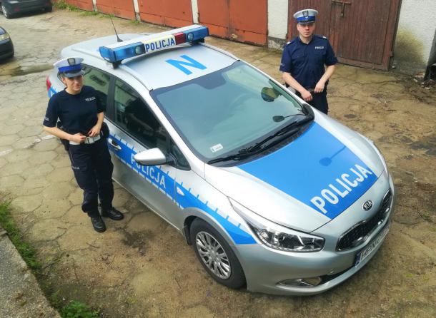 "Poród już się rozpoczął". Kościerska drogówka eskortowała rodzącą do szpitala