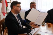 Pieniądze z Funduszu Solidarności UE i budżetu państwa trafiły do samorządów z powiatu tucholskiego