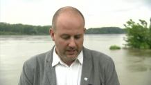 Fala wezbraniowa zmierza na Kujawy. Kontrolowane zrzuty wody na tamie we Włocławku
