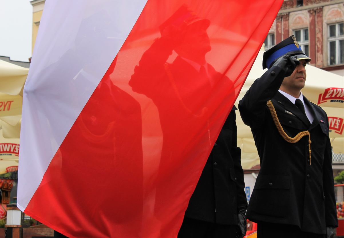 Strażacy świętują. Powiatowe obchody Dnia Strażaka odbyły się na rynku w Chojnicach FOTO