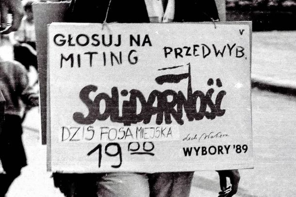 Wybory 4 czerwca 1989 r.: zobacz archiwalne zdjęcia z przedwyborczego spotkania w Chojnicach