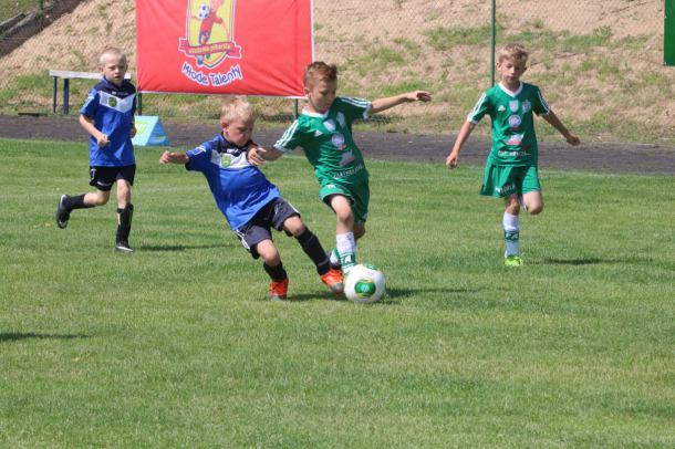 Młodzi piłkarze z całej Polski rywalizowali w Przechlewie. Słuchaj relacji z Goodvalley Cup