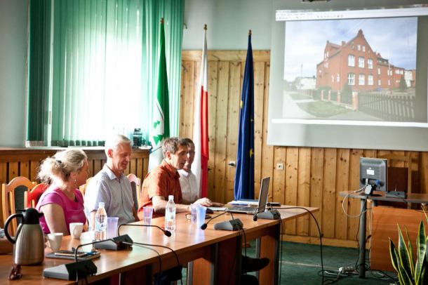 Są już koncepcje przebudowy Ośrodka Kultury w Czersku i Zespołu Szkół w Rytlu