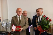 Sesja Rady Miejskiej w Tucholi: jest nowy honorowy obywatel