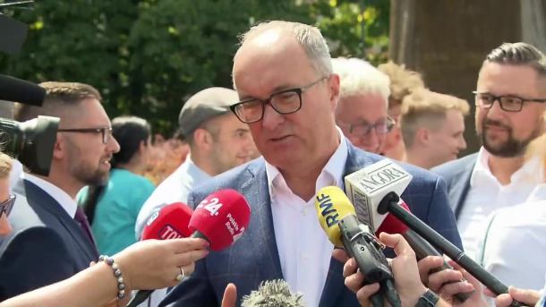 "To jest kwintesencja arogancji PiS-u". W. Czarzasty o tłumaczeniach marszałka Sejmu