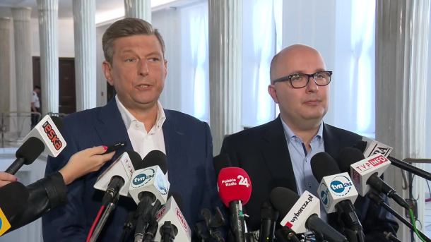 "Kuchciński jest człowiekiem bez honoru. Żądamy natychmiastowej dymisji"
