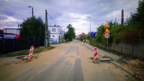 Problem przy modernizacji ulicy Towarowej w Chojnicach. Utrudnienia w ruchu nawet do października