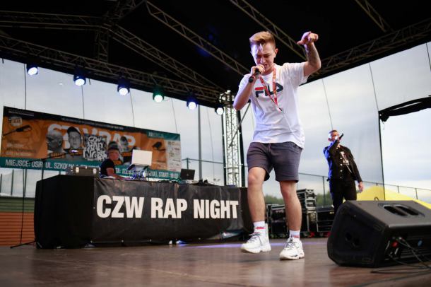 W Człuchowie ruszył 12. CZW Rap Night. Wieczorem wystąpią Major SPZ, Szpaku, Sarius, Małpa i Borixon