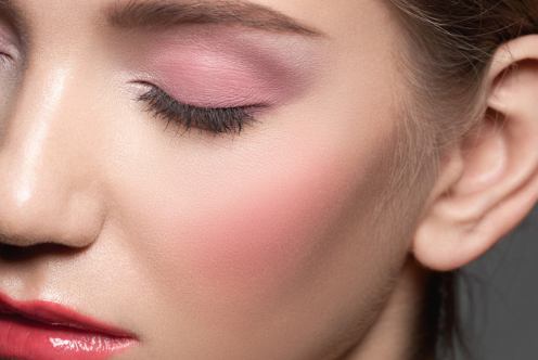 Blushshadow, czyli r&oacute;ż... nie tylko na policzkach