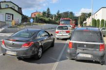 Zderzenie trzech samochodów na Strzeleckiej w Chojnicach