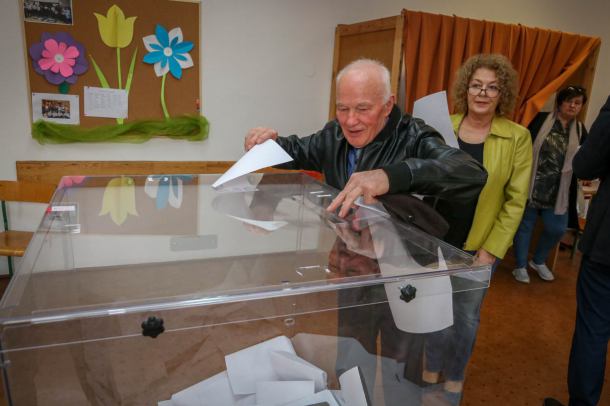 Gdzie frekwencja w regionie była najwyższa, a gdzie najniższa?
