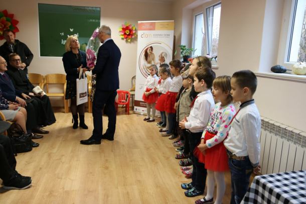 W Tucholi otwarto dziś (15.11) Dzienny Dom Opieki Medycznej