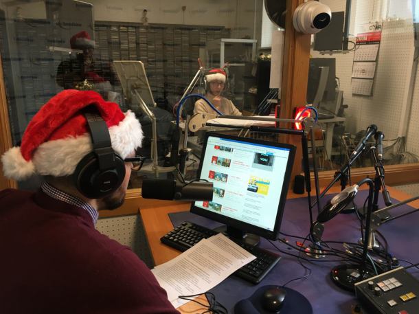 Radiowa aukcja świątecznych stroików w Weekend FM. Tak to wyglądało od środka