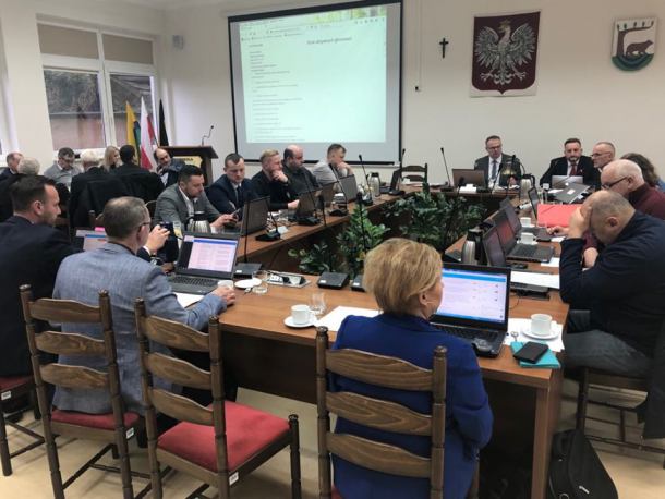 Radni byli jednomyślni. Przyszłoroczny budżet gminy Kościerzyna uchwalony